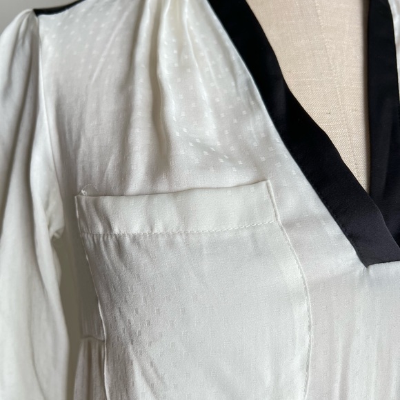 H&M blouse 4 - Picture 3 of 4